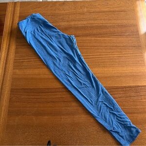 LuLaRoe Blue Buttery Soft Leggings